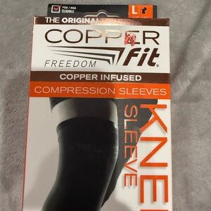Copper Fit Black Compression Knee Sleeve - Size L